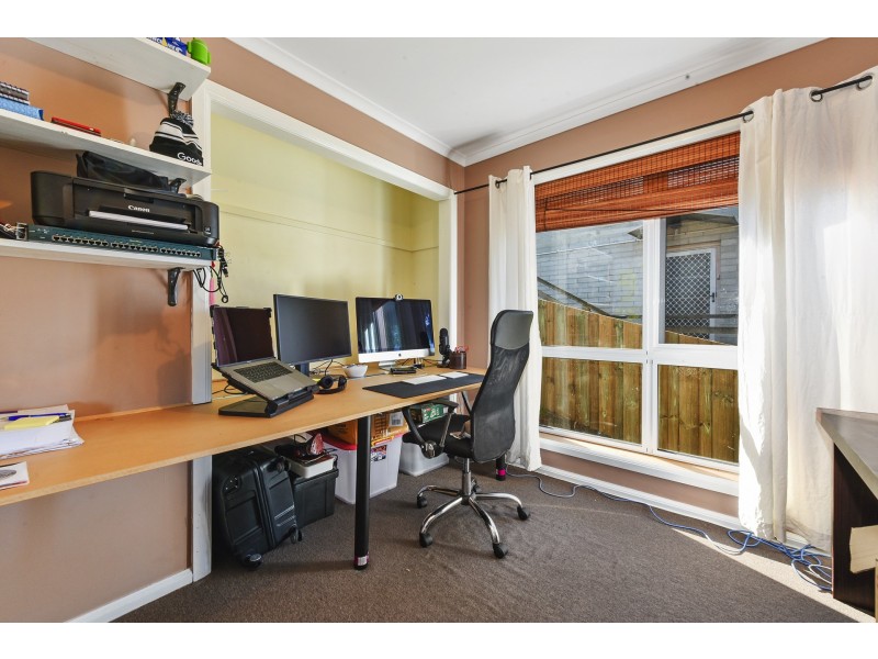 40 Crandon Crescent, Newnham TAS 7248