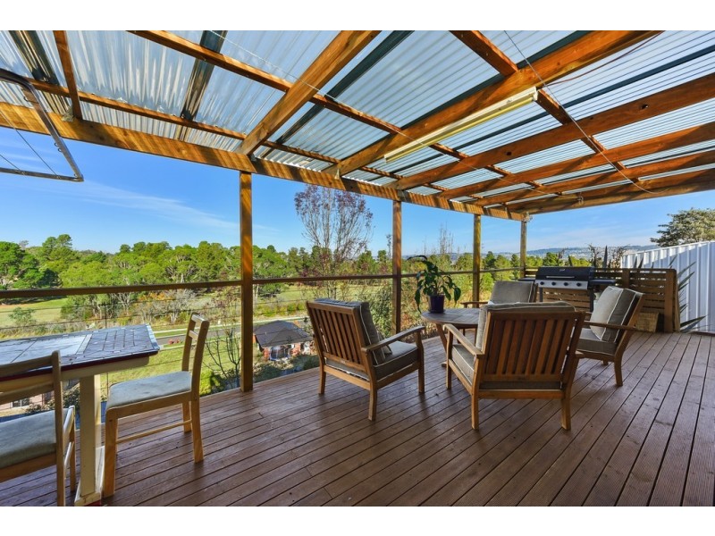 40 Crandon Crescent, Newnham TAS 7248