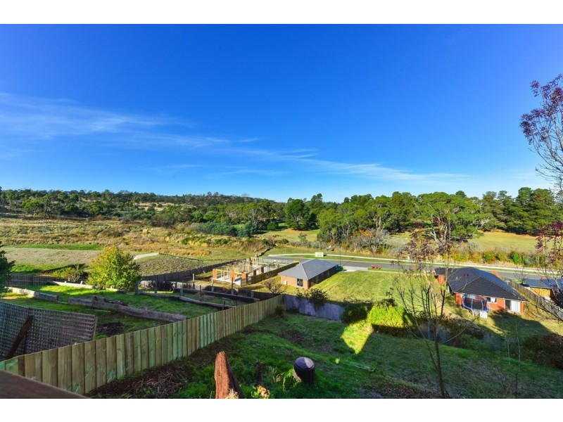 40 Crandon Crescent, Newnham TAS 7248
