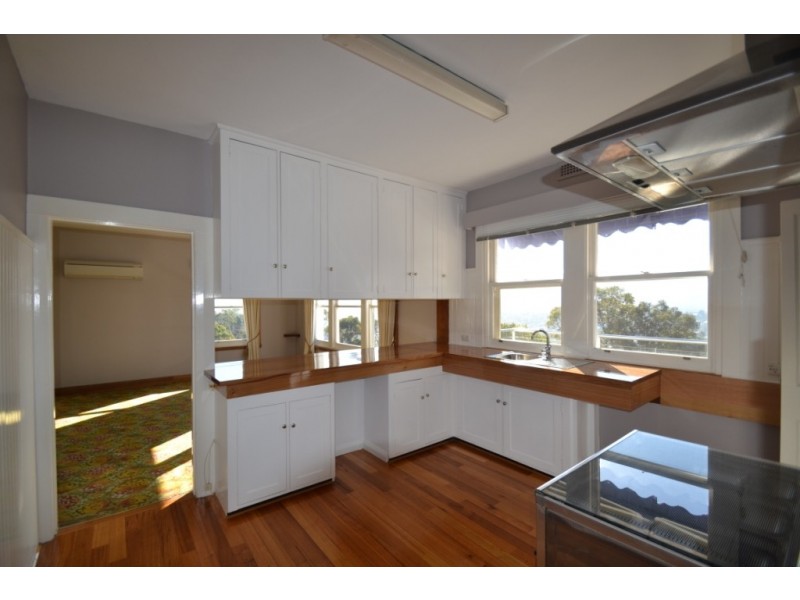 51 Salisbury Crescent, West Launceston TAS 7250