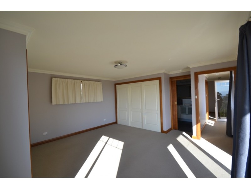 51 Salisbury Crescent, West Launceston TAS 7250