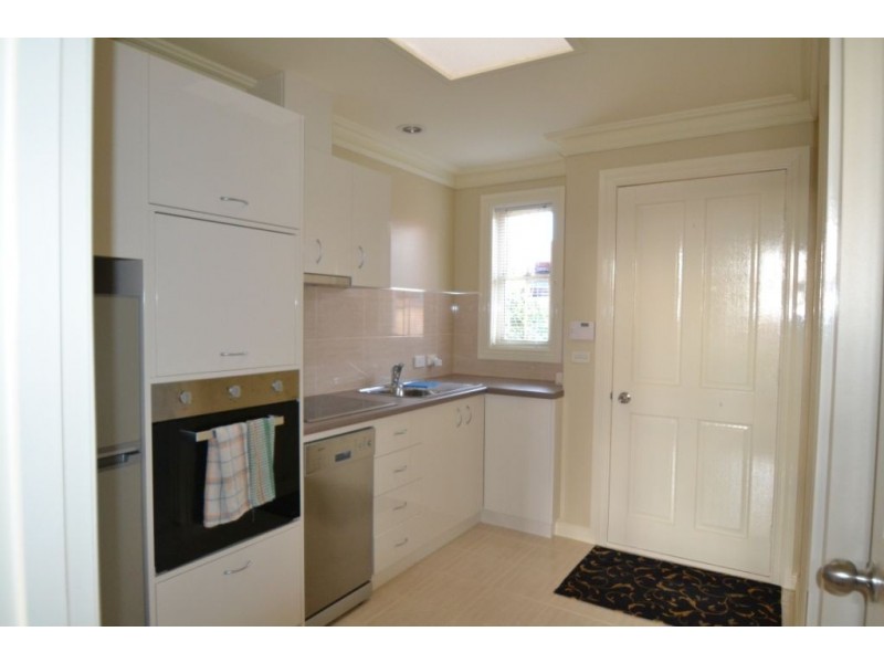 3A St John Crescent, Launceston TAS 7250