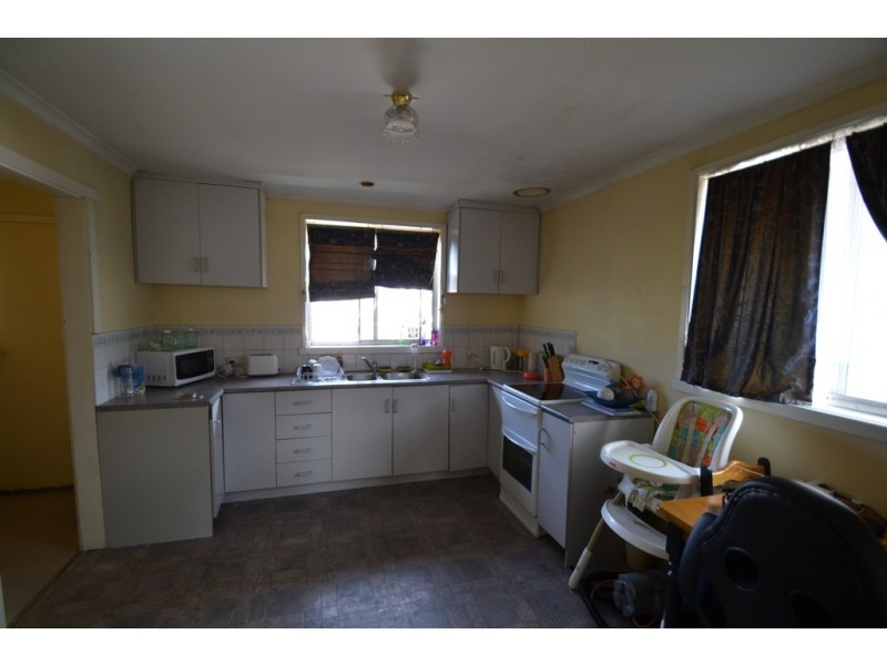 10 Hazelwood Parade, Ravenswood TAS 7250