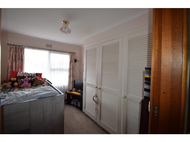 4 Snow Street, Newnham TAS 7248