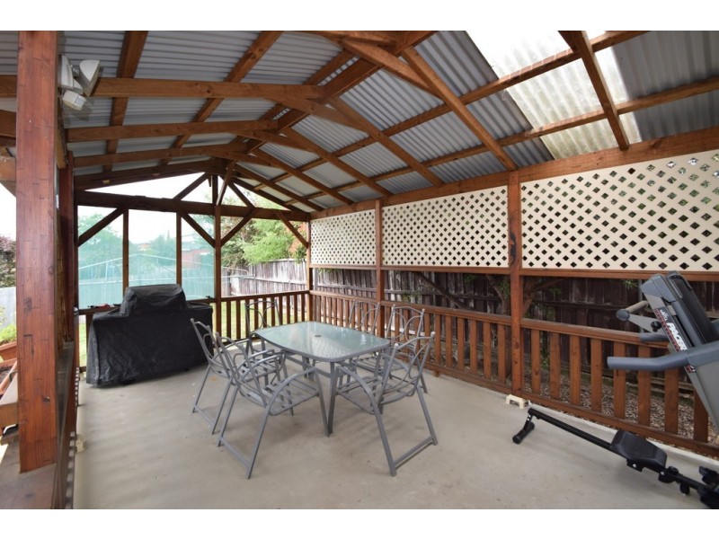 4 Snow Street, Newnham TAS 7248