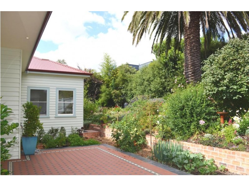 16 Hill Street, West Launceston TAS 7250