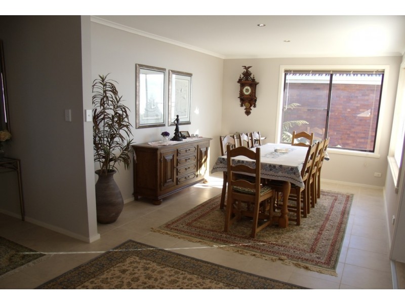 24 Whitford Grove, Trevallyn TAS 7250