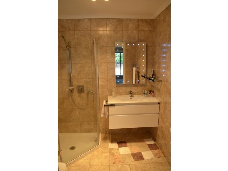 24 Whitford Grove, Trevallyn TAS 7250