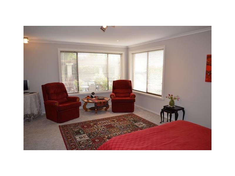 24 Whitford Grove, Trevallyn TAS 7250