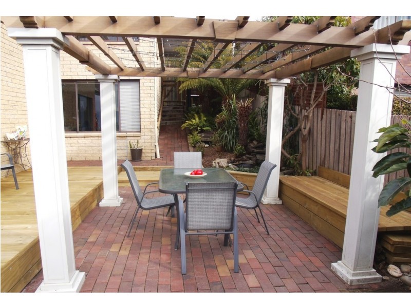 24 Whitford Grove, Trevallyn TAS 7250