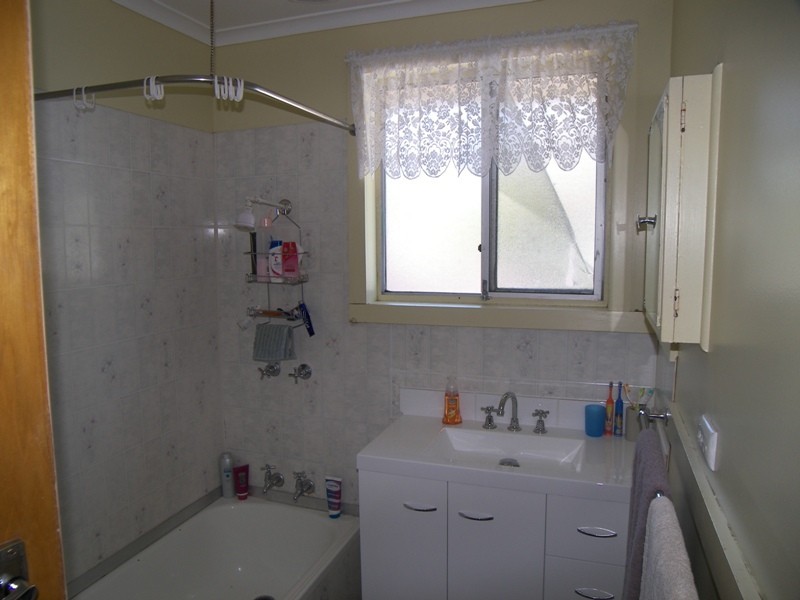 8 Hammond Avenue, George Town TAS 7253