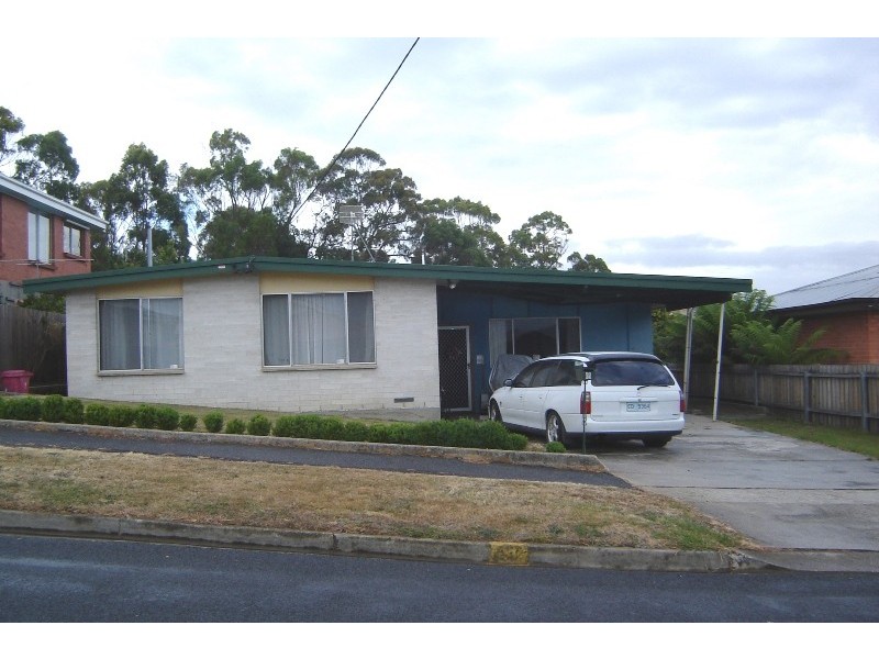 6 Redwood Crescent, Youngtown TAS 7249