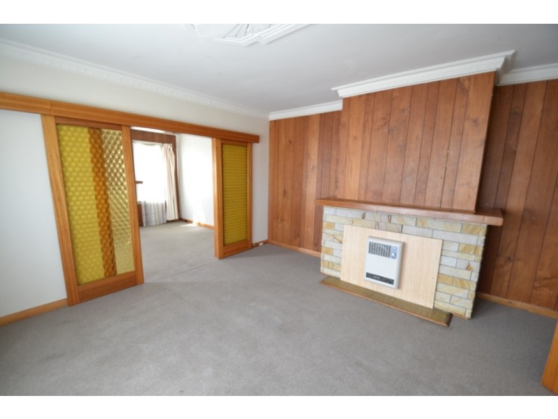 10 Sayer Street, Newnham TAS 7248