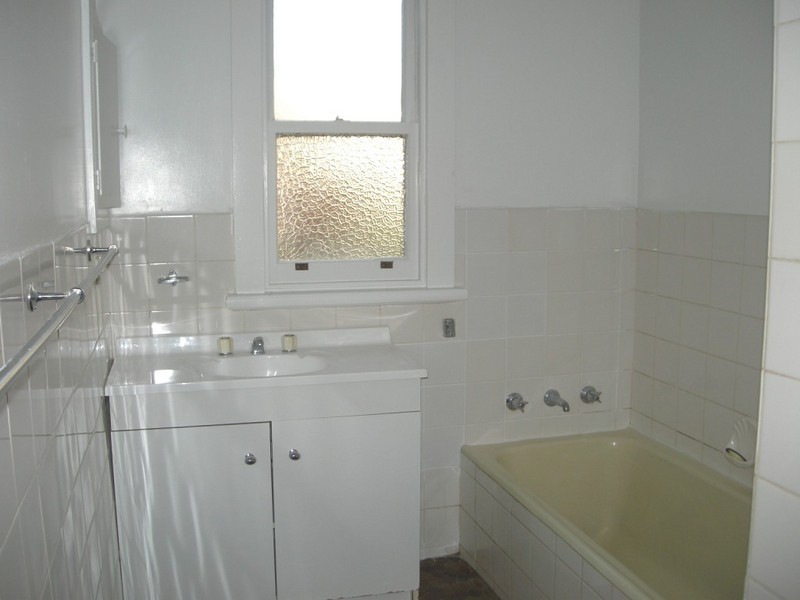 10 Sayer Street, Newnham TAS 7248