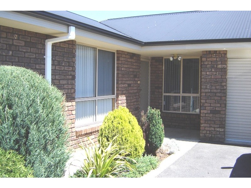 2/12 Mount Garrett Court, Youngtown TAS 7249