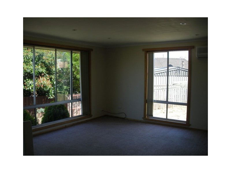 3 Ryan Court, Newnham TAS 7248