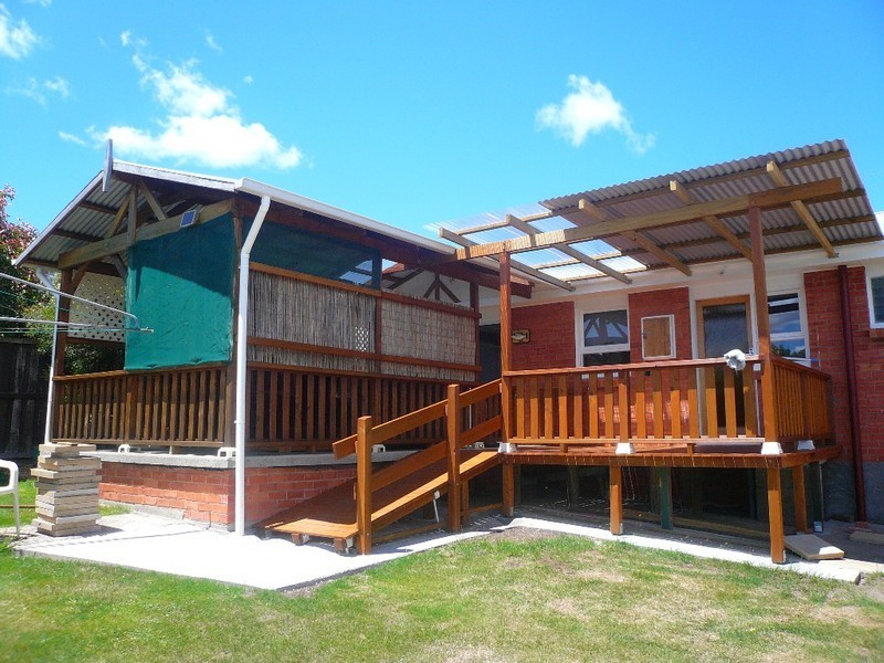 4 Snow Street, Newnham TAS 7248