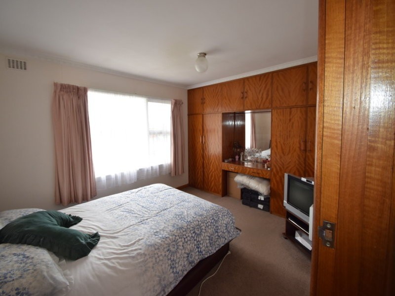 4 Snow Street, Newnham TAS 7248
