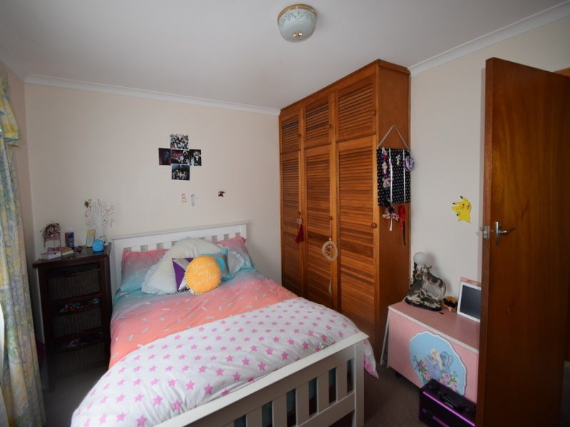 4 Snow Street, Newnham TAS 7248