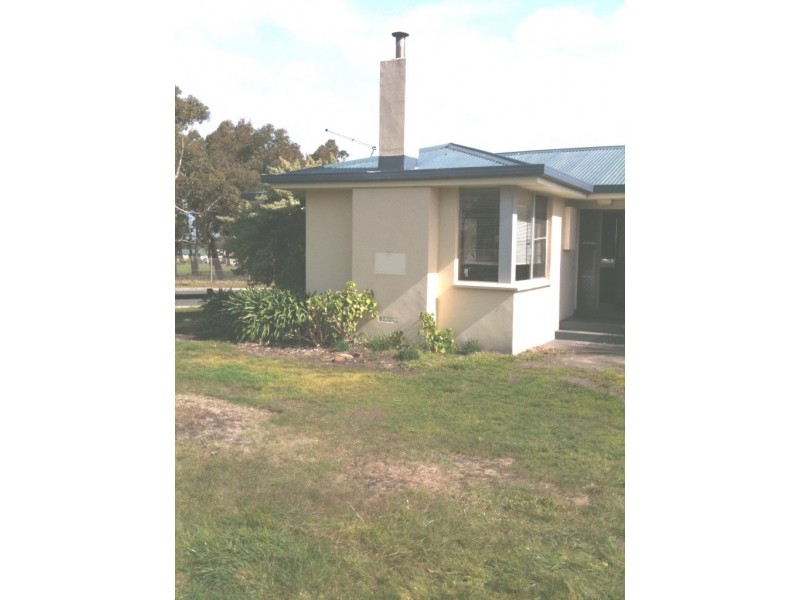 1 Brown Avenue, George Town TAS 7253