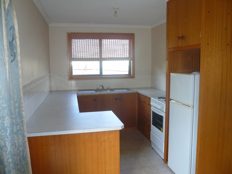 2/38-40 Parklands Parade, Newnham TAS 7248