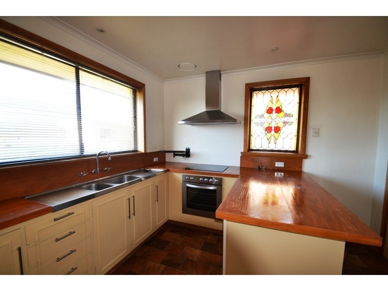 5 Redwood Crescent, Youngtown TAS 7249