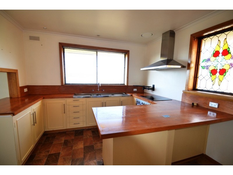 5 Redwood Crescent, Youngtown TAS 7249