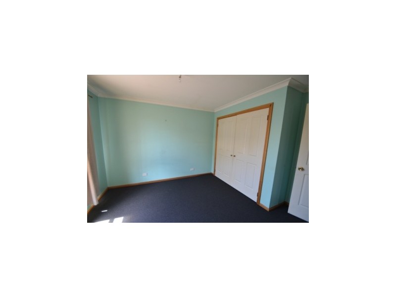 1/17 Ross Avenue, Invermay TAS 7248