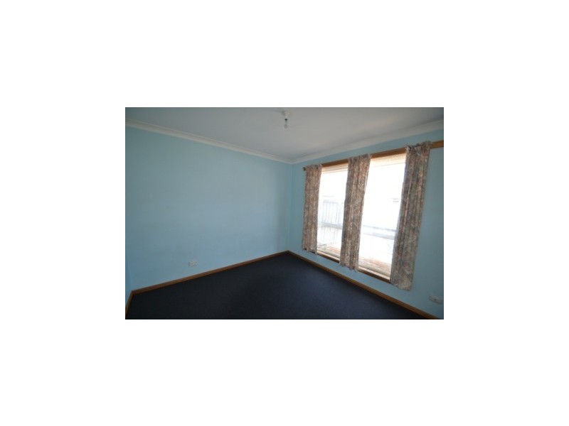 1/17 Ross Avenue, Invermay TAS 7248