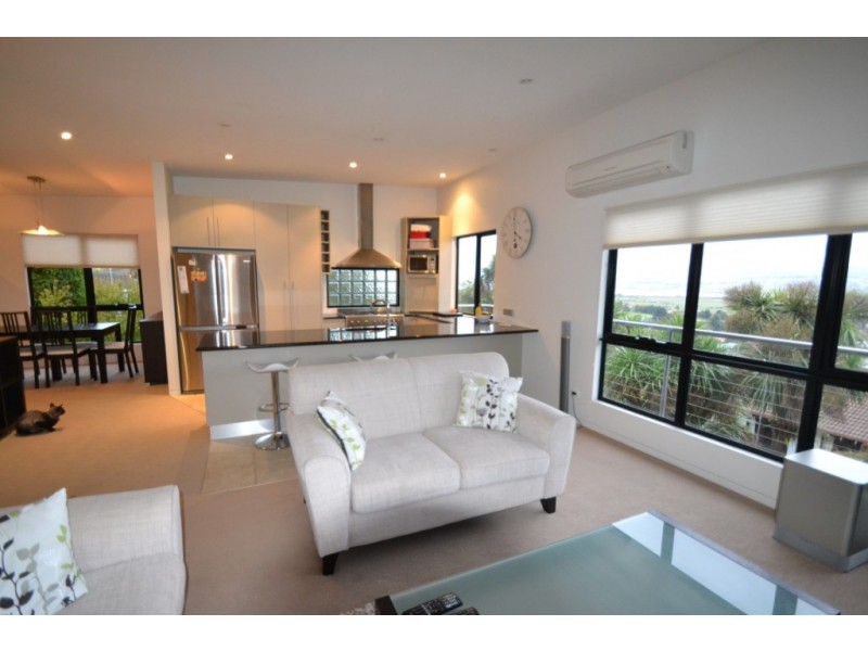 2/72 Riverside Drive, Riverside TAS 7250