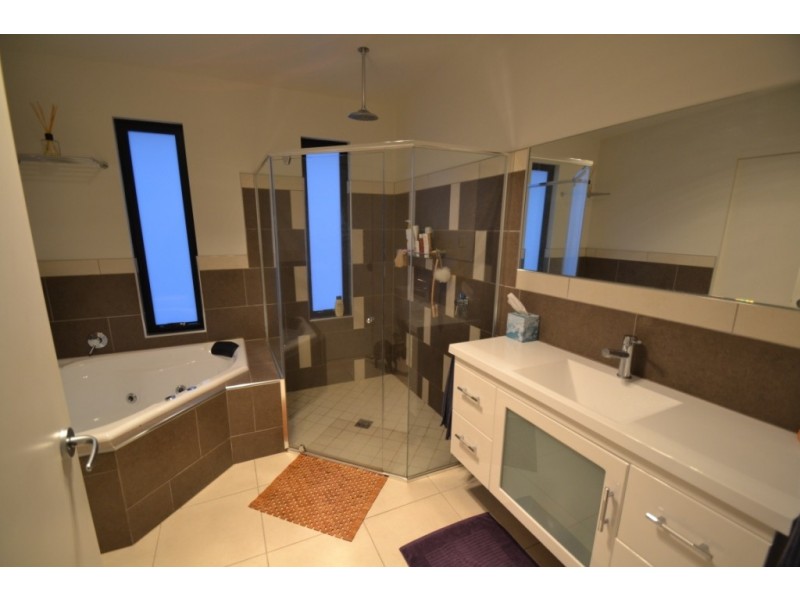 2/72 Riverside Drive, Riverside TAS 7250