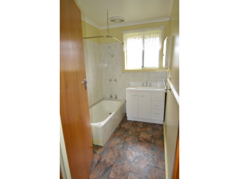 8 Hammond Avenue, George Town TAS 7253