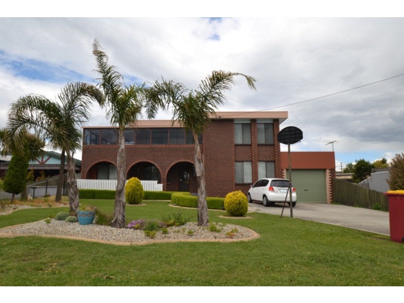 5 Teal Court, Newnham TAS 7248