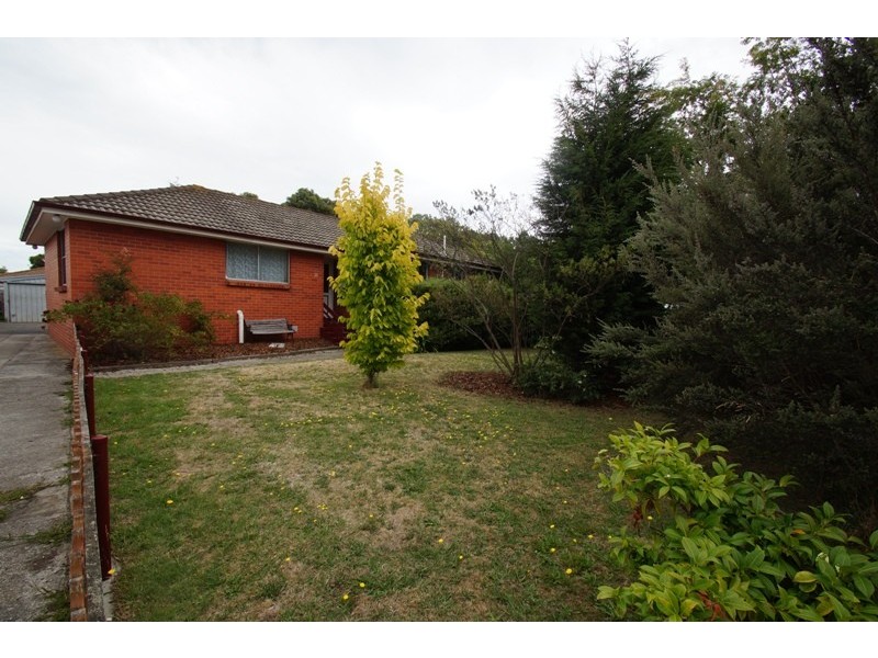 11 Gee Avenue, George Town TAS 7253