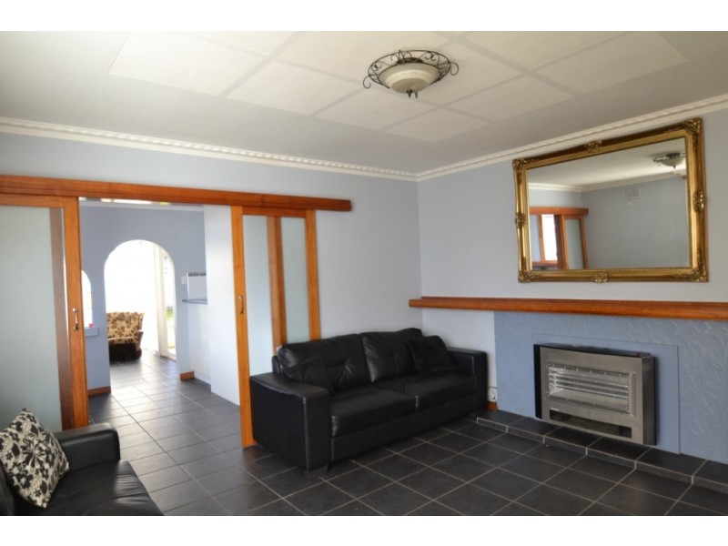 9 Betsy Street, Mowbray TAS 7248