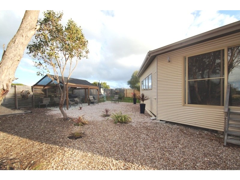 5 Fannys Bay Road, Lulworth TAS 7252