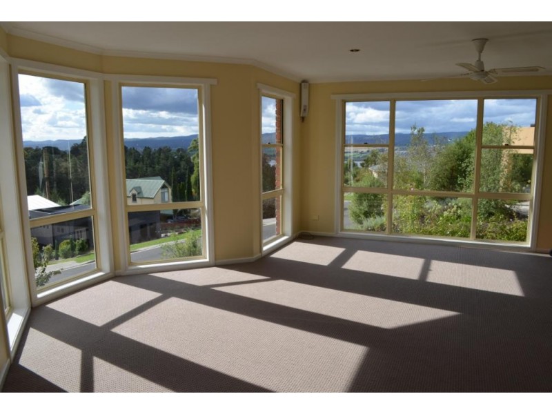 39 Allison Avenue, Riverside TAS 7250