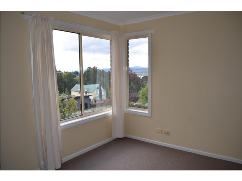 39 Allison Avenue, Riverside TAS 7250