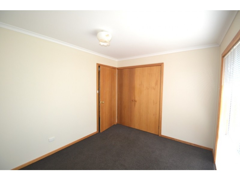 2/22 Calais Street, Mowbray TAS 7248