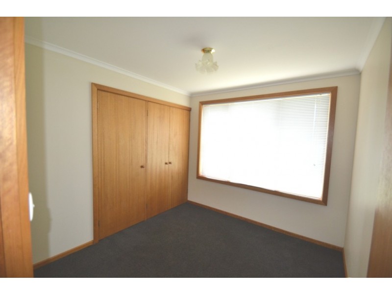 2/22 Calais Street, Mowbray TAS 7248