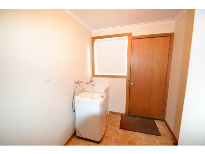 2/22 Calais Street, Mowbray TAS 7248