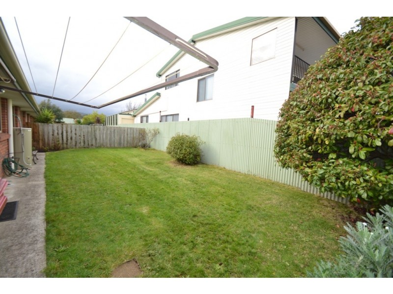 2/22 Calais Street, Mowbray TAS 7248
