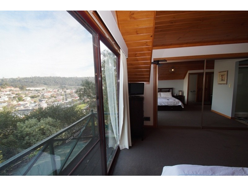 35 Meredith Crescent, South Launceston TAS 7249
