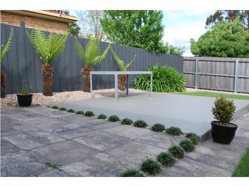 14 Laver Grove, Newnham TAS 7248