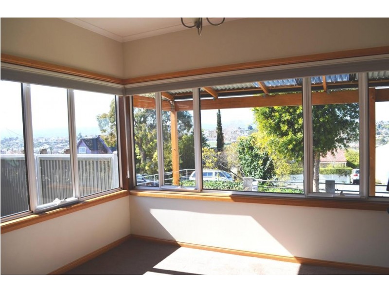 12 Laura Street, West Launceston TAS 7250