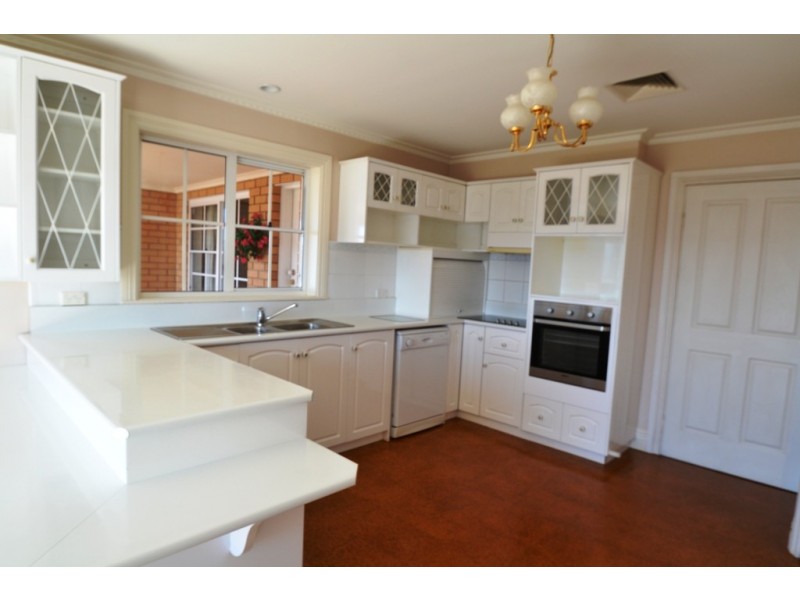 47 Floreat Crescent, Trevallyn TAS 7250
