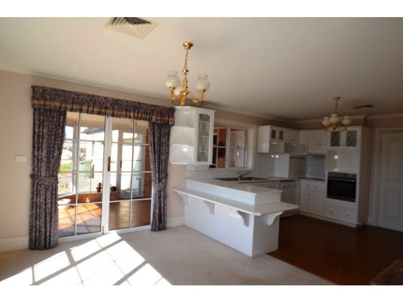 47 Floreat Crescent, Trevallyn TAS 7250