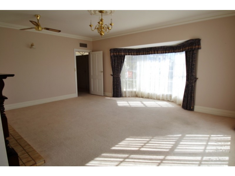 47 Floreat Crescent, Trevallyn TAS 7250