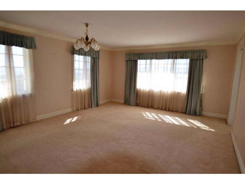 47 Floreat Crescent, Trevallyn TAS 7250