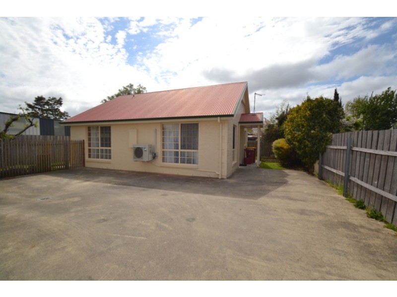 2/4 Doolan Street, Invermay TAS 7248